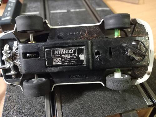 NINCO PORSCHE 996 WITH NC-2 MOTOR - SCX AND SCALEXTRIC COMPATIBLE
