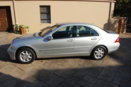 2001 Mercedes Benz C200 Kompressor Auto Elegance   Only 167500km