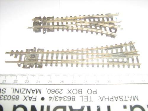 2 n gauge turnouts (2 sleepers damaged + bits solder to remove)