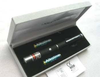 BRAND NEW 300MW GREEN LASER POINTER WITH STAR DESIGN HEAD