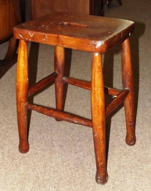 IMPORTED TEAK STOOL (3C95b)