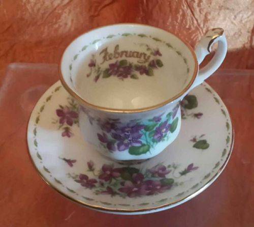 Royal Albert Miniture - February
