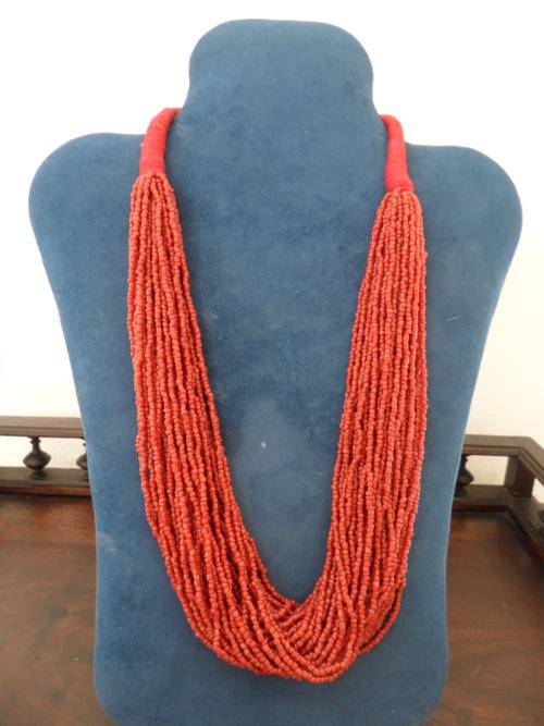 Simply Spectacular Vintage 100% Natural Coral Necklace.