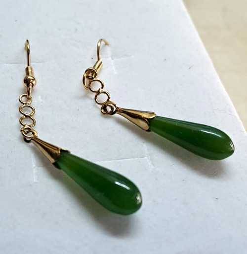 100%  Natural Jade Earrings with gidrd detail