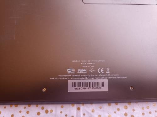 PACKARD BELL - 500GB HD - 4GB RAM - NEAT LAPTOP