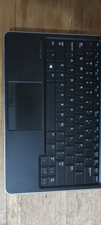Dell Latitude - E7240 - i5 4th Gen - 8GB Ram - 256SSD - Very Good Condition