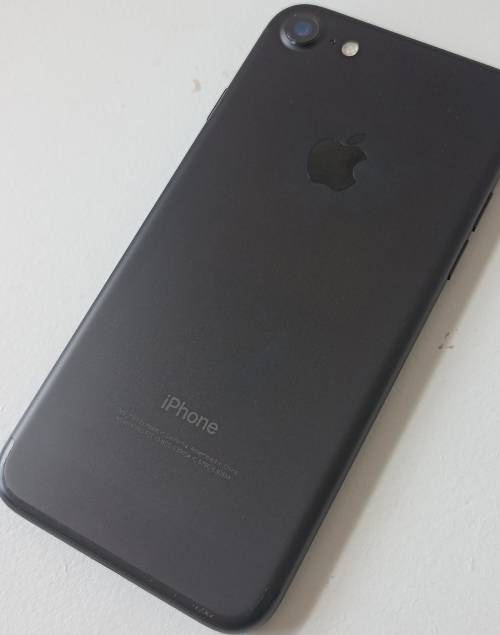 iPhone 7 - Black - 32GB - Excellent Condition