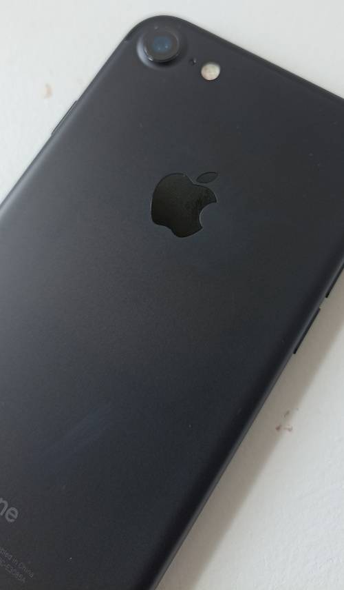 iPhone 7 - Black - 32GB - Excellent Condition