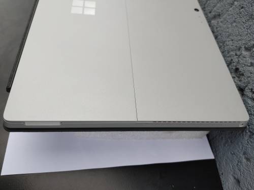 Microsoft Surface - Pro 4 - i5 6th Gen - 4GB - 128 SSD - Touch Screen - Excellent Condition