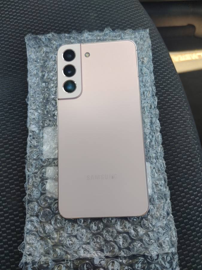 Samsung Galaxy - S22 - 5G -  Pink Gold - 128GB  - EXCELLENT CONDITION