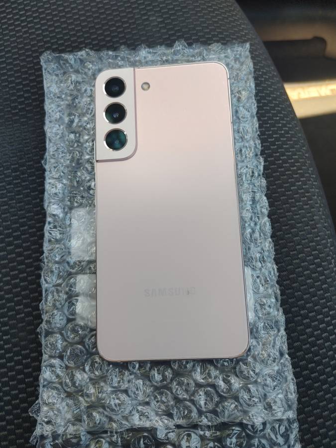 Samsung Galaxy - S22 - 5G -  Pink Gold - 128GB  - EXCELLENT CONDITION