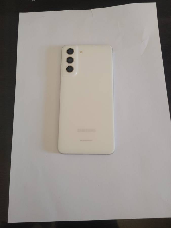 Samsung Galaxy - S21FE - 5G - 256GB - All Networks - White - EXCELLENT CONDITION