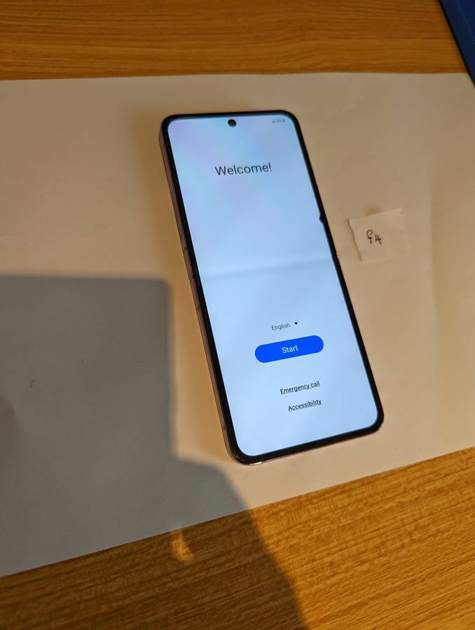 Samsung Galaxy - FLIP 4 - 5G - 256GB - All Networks - Purple - EXCELLENT CONDITION