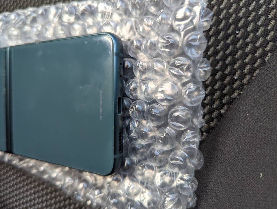 Samsung Galaxy - FLIP 3 - 5G - 256GB - All Networks - Green - EXCELLENT CONDITION