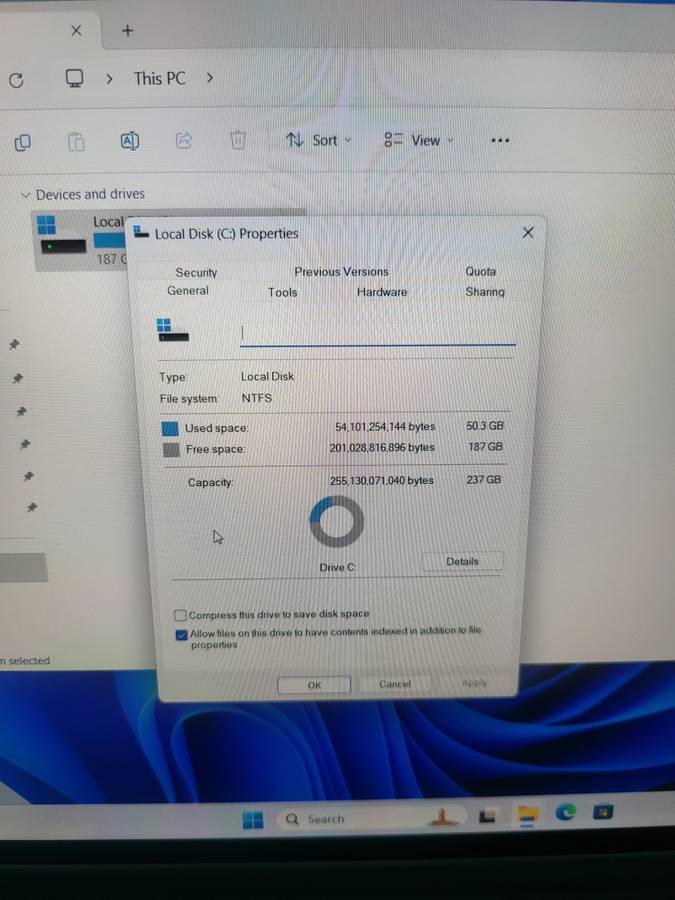 Dell Latitude 7320 - 2 in 1 - Touch Screen - i5 11thGen - 16GB Ram - 256GB SSD - Very Good Condition