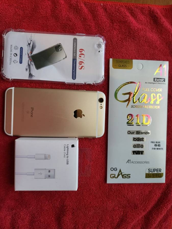 iPhone 6s - Gold - 64GB - Excellent Condition - Complete Package