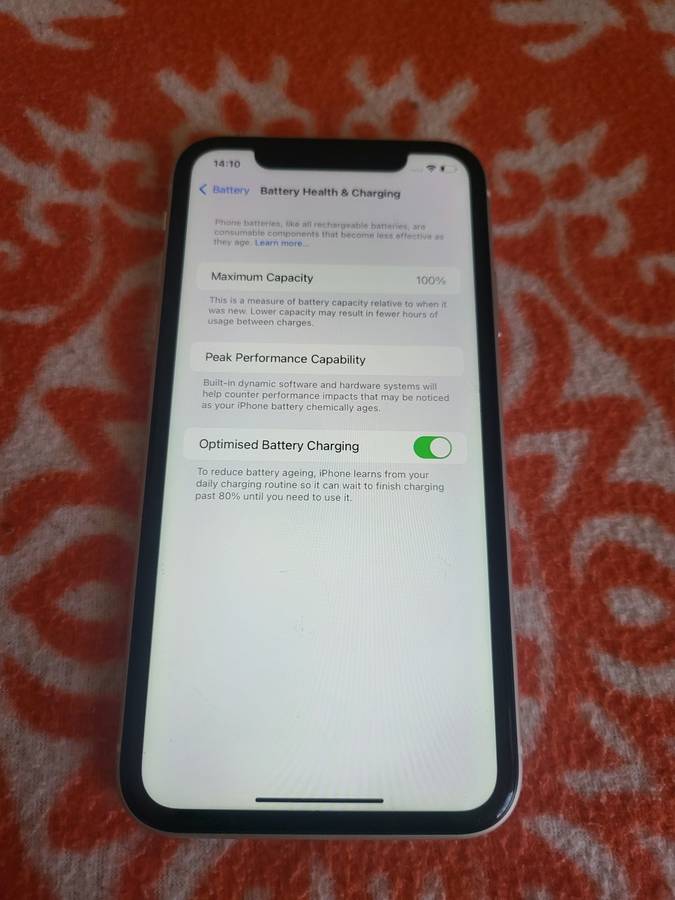 iPhone 11 - White - 64GB - Excellent Condition - With Extras