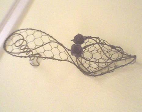 Classic Victorian-style shoe with decoration-Breathtaking!