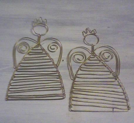 Two divine gold angels!