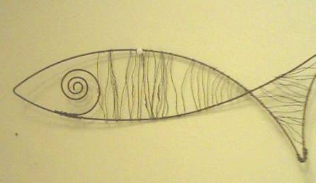 Wire fish for detail in your Beach house or outside wall at your swim area.