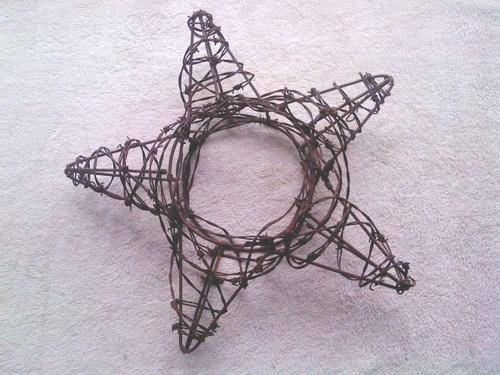 LARGE Barb wire star - excellent workmanship, really special piece!
