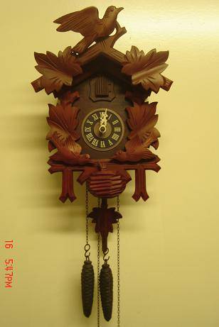 VERY NICE FEEDING BIRD WEST GERMAN CUCKOO CLOCK