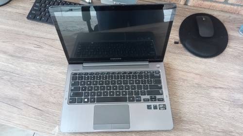 Samsung NP540U Touchscreen i5 Laptop