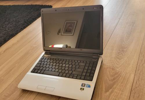 Gigabyte Combo! Q1585N i5 |1GB Nvidia Graphics | 1TB HDD | 4 GB Ram Entry Lvl Gaming Laptop