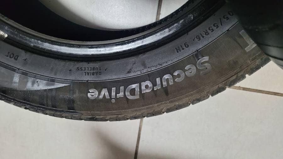2x 205/55R16 CEAT Tyres 60-70% tread