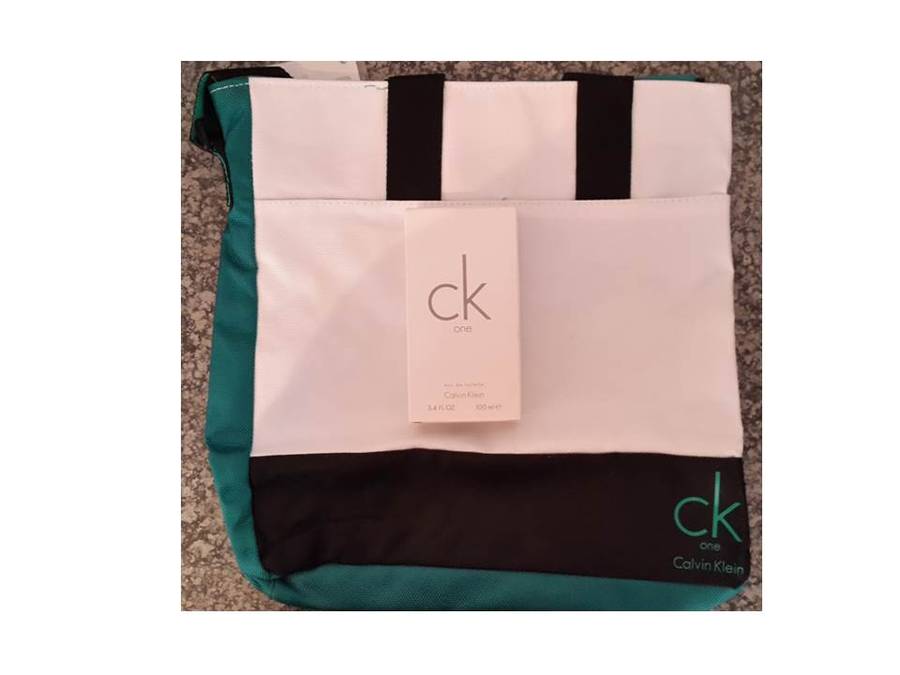 Calvin Klein CK One 100ml EDT + CK One bag