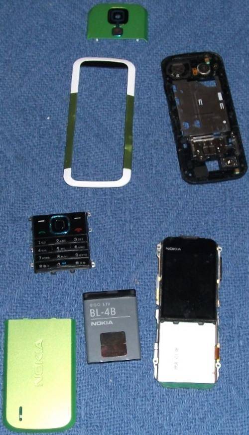 Water Damaged Nokia 5000 Parts