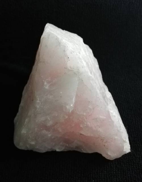 ROSE QUARTZ CRYSTAL - XXL SIZE - BEAUTIFUL CRYSTAL