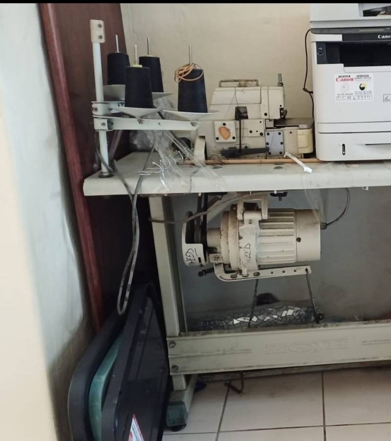 OVERLOCKER FOR SALE / ZOJE INDUSTRIAL MACHINE