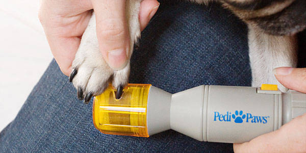 PEDI PAWS - THE INCREDIBLE PET NAIL TRIMMER - FAST, EASY & GENTLE