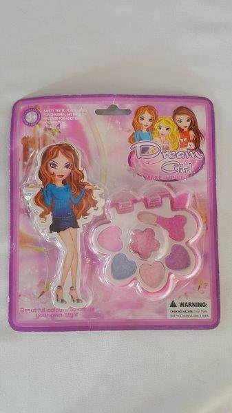 10 x Little girls dress up heals and 10 x play make up sets / R300.00 for all 20 Items