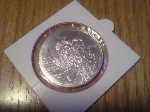 2012 SILVER WALTER & ALBERTINA SISULU R1 COIN WITH CERTIFICATE OF AUTHENTICITY