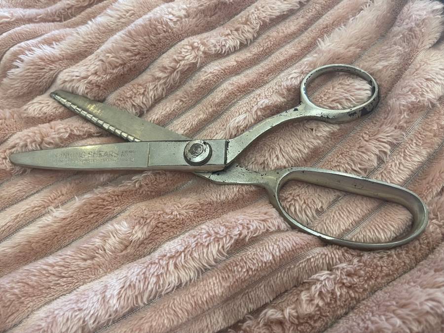 Scissors pinking shears vintage(A)