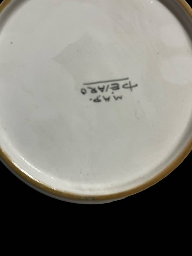 Plate display