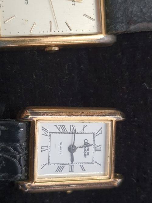 a JOBLOT OF WOMANS WATCHES SOLD AS IS NOT TESTED