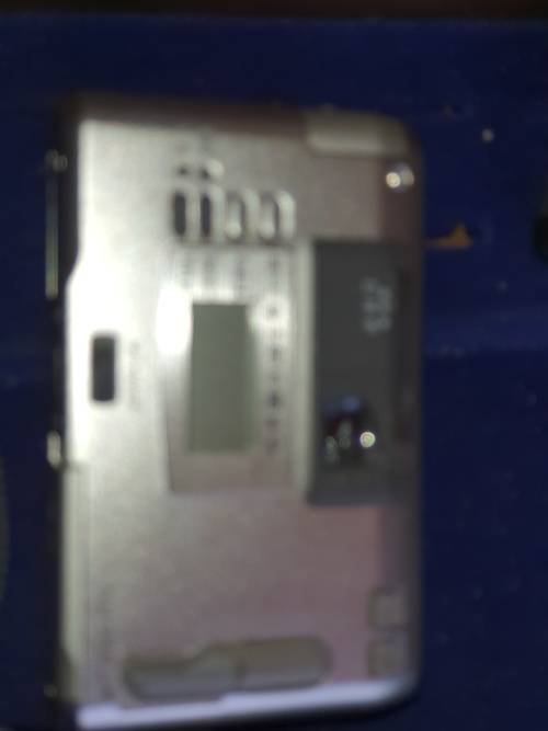 3 DIGITAL COMPACT TRAVEL CAMERAS ALL NEED BATTERIES BUT IN WORKING ORDER