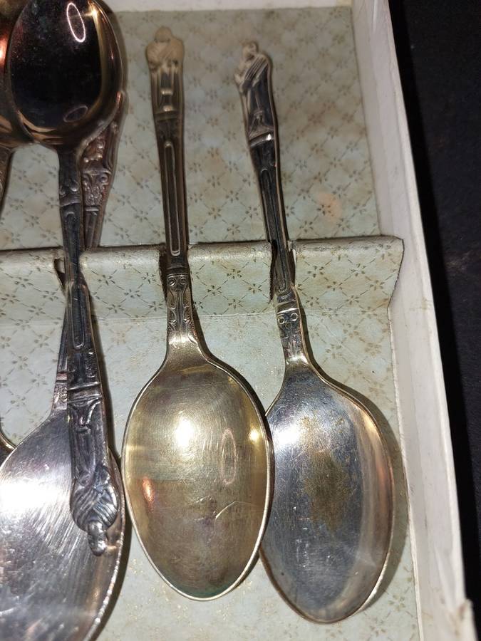 ANTIQUE SILVER PLATE EPNS MADE IN SHEFFIELD ENGLAND SET OF 10 TEASPOONS