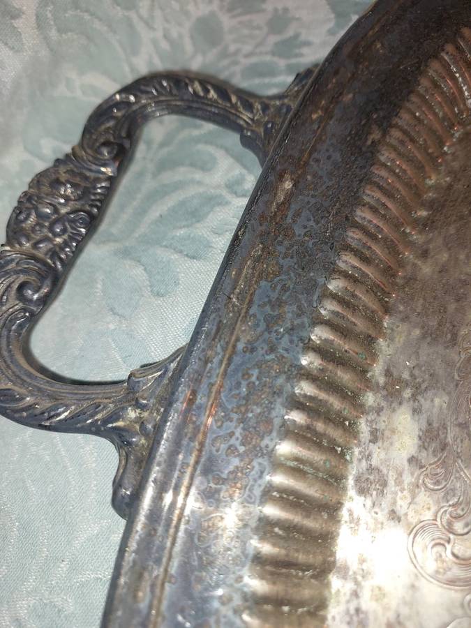 A VINTAGE VICTORIAN SILVER PLATED SERVING TRAY