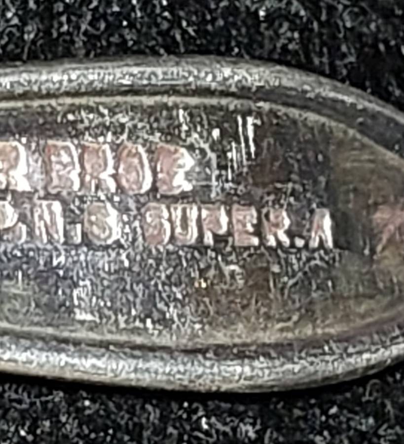 A SET OF 11 LAZAR BROS PRETORIA EPNS SUPERA TEASPOONS