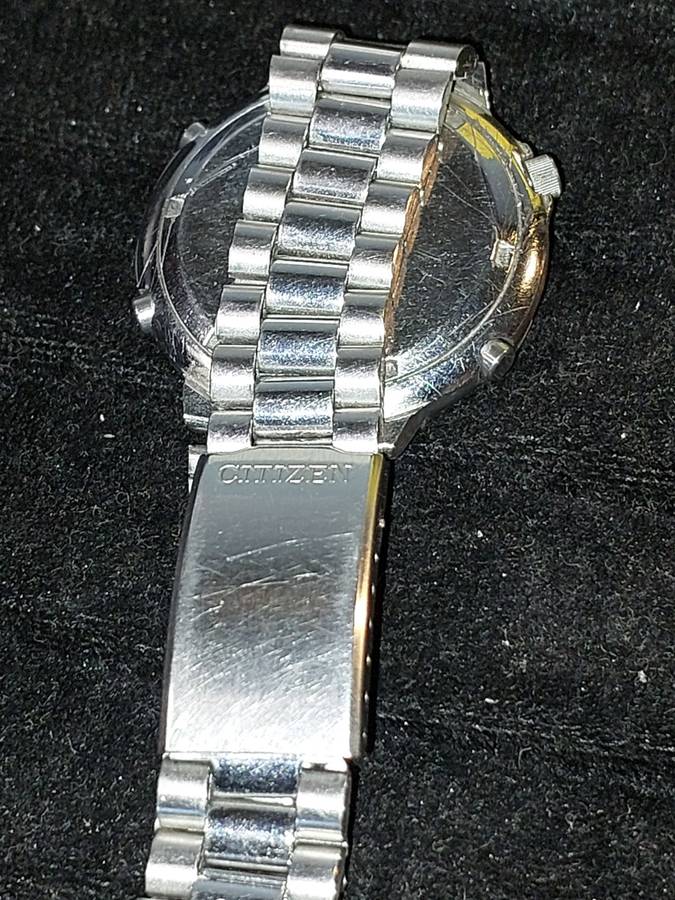 A CITIZEN WINGMAN PILOT WR100 CHRONOGRAPH MODEL C080-088493K