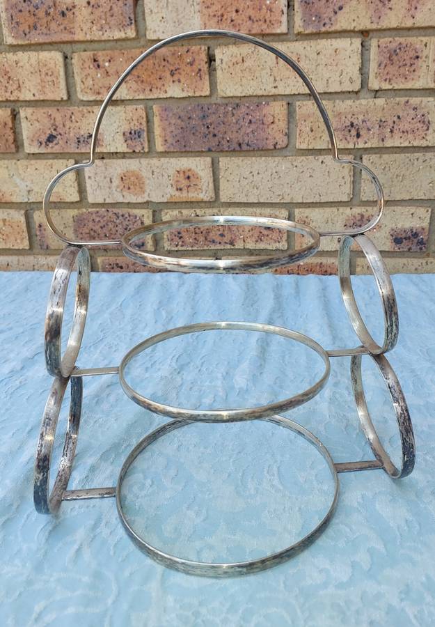 A VINTAGE 3 TIER AFTERNOON TEA STAND EPNS