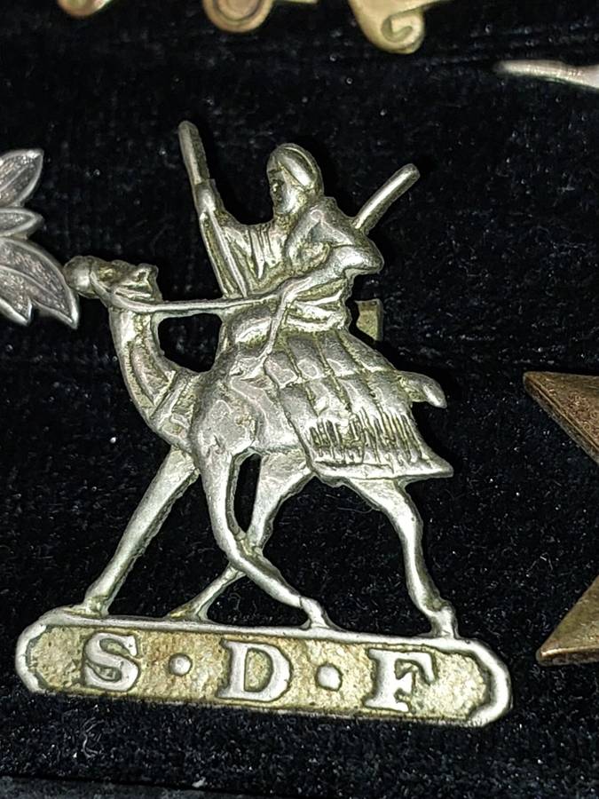 A VINTAGE JOB LOT BADGES AND MEDALLIONS SOLD AS IS