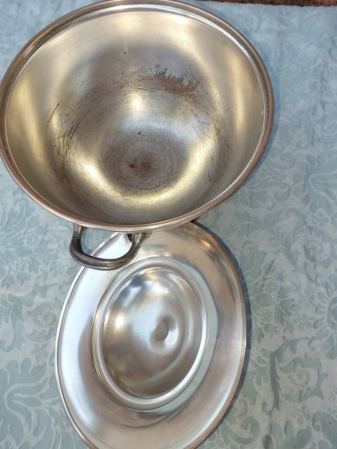 A VINTAGE EDWARDIAN DESIGN TURINE