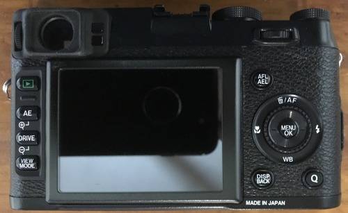 FUJIFILM X100S  - 16 mp APS-C-sized X-Trans CMOS II sensor & EXR Processor II