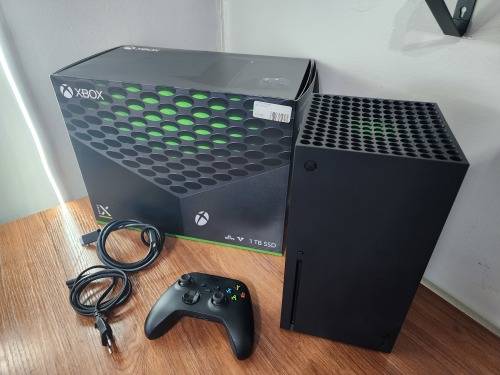 XBox Series X 1TB ssd with all cables, remote and box