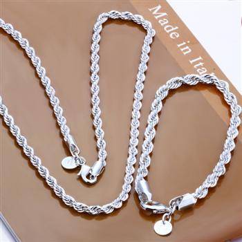 FREE SHIPPING! STERLING SILVER 925 NECKLACE AND BRACELET.... SET!!!! ONLY FOR WEEKEND!!!!!